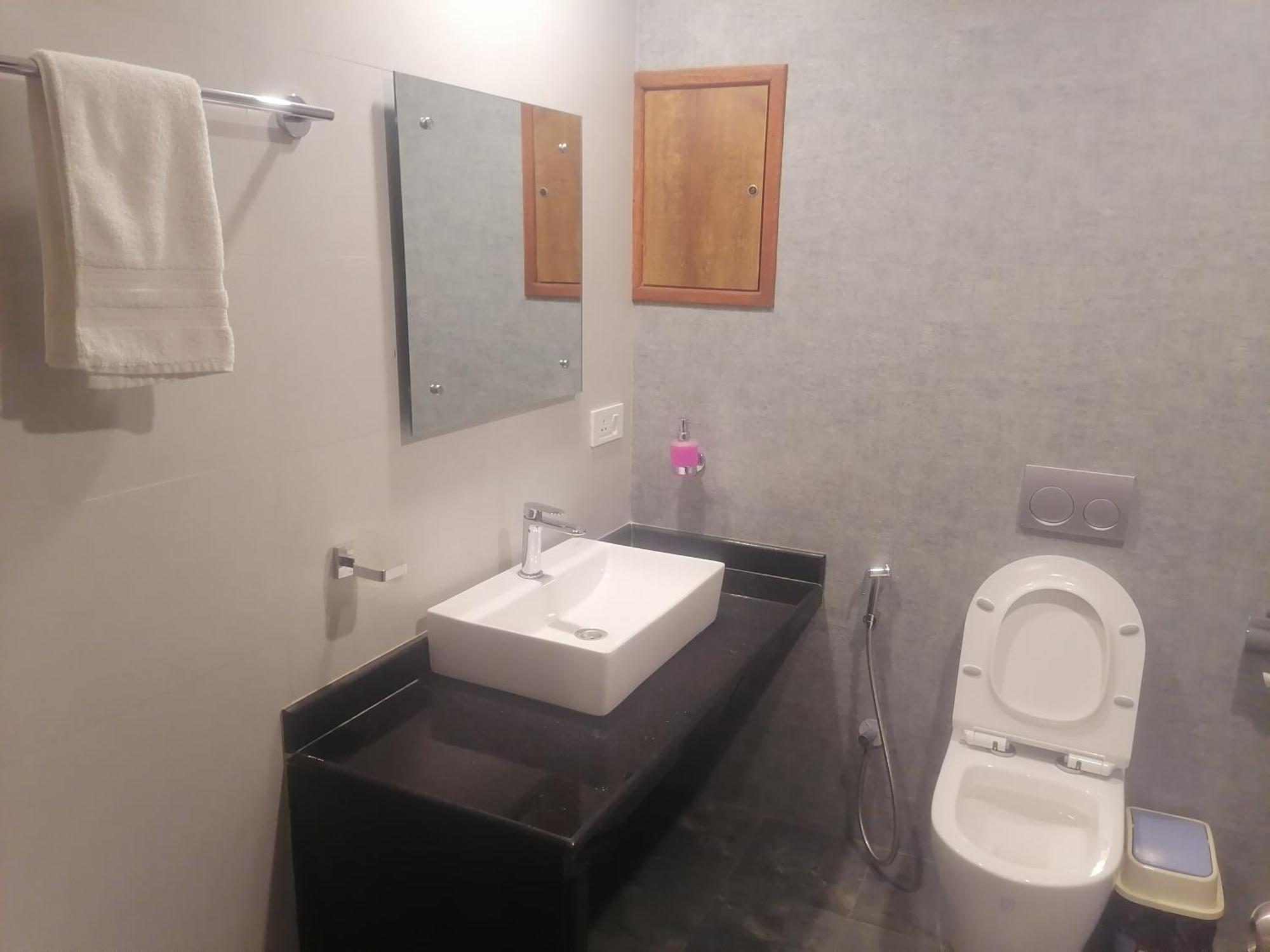 Urban Boutique Hotel Pokhara Ngoại thất bức ảnh