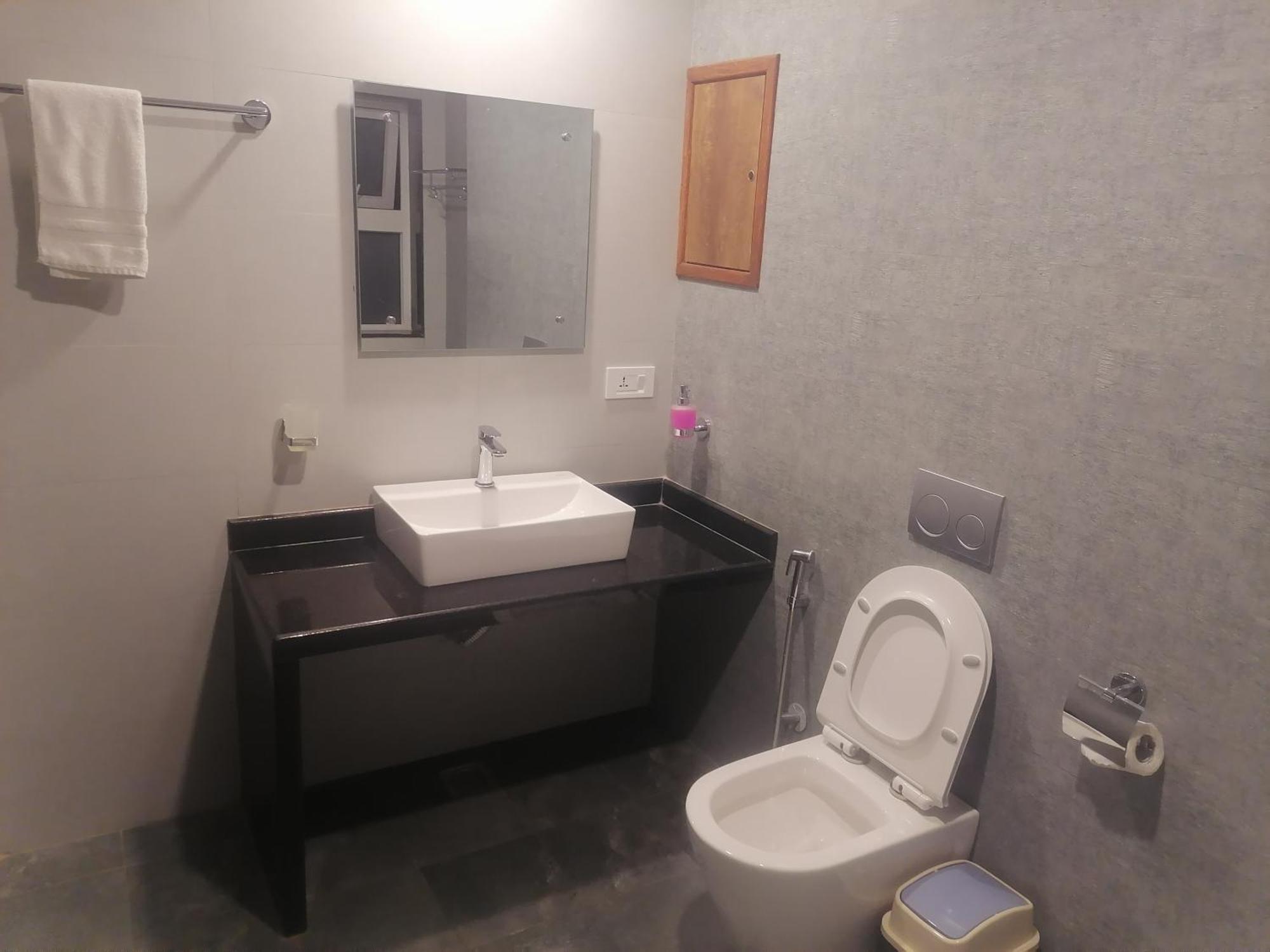 Urban Boutique Hotel Pokhara Ngoại thất bức ảnh