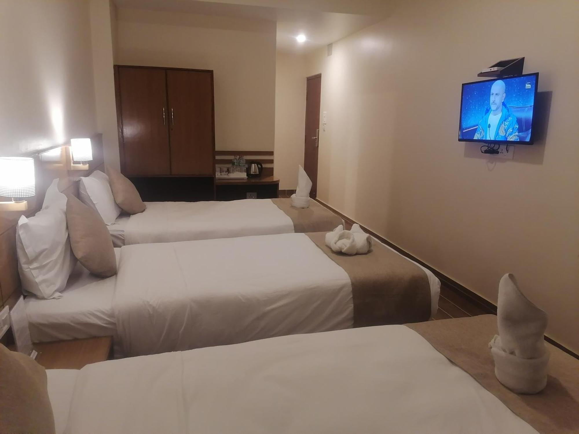 Urban Boutique Hotel Pokhara Ngoại thất bức ảnh